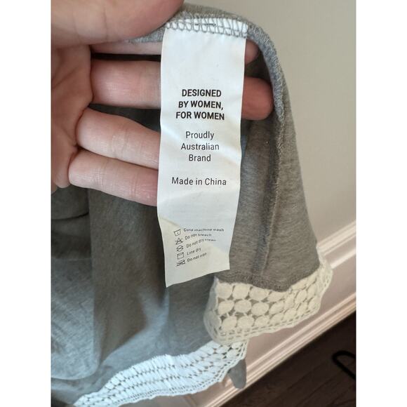 Angel Maternity Womens Sz XL/2XL Bamboo Robe Grey Crochet Trim Hospital Robe NWT - Picture 10 of 13